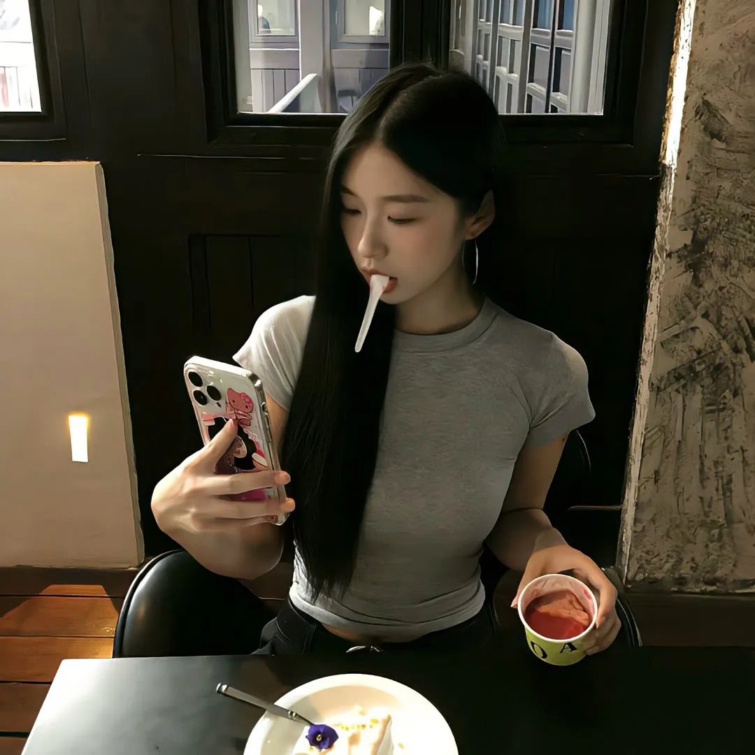 三条黑暗的街道