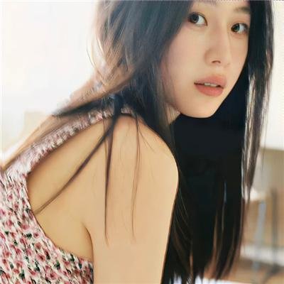 夹缝中